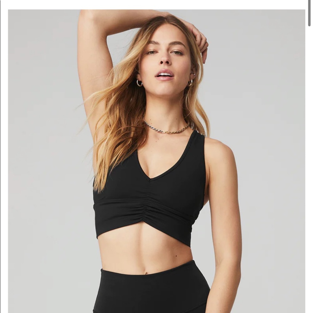 ALO Yoga: Wild Thing Bra in black